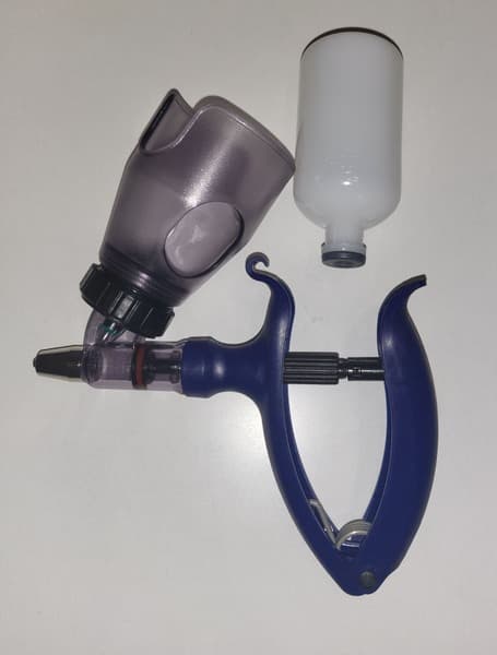 MIN VAK 5ml Syringe Injector