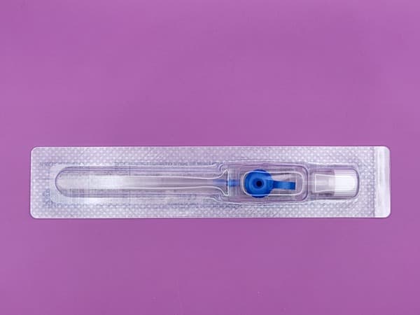 22G IV Catheter (Blue, 0.9x25mm) - 3 Pack