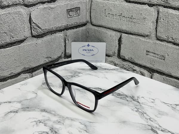 Eyeglass Frames
