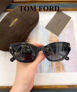 Tom Ford FT1086 Cat Eye Eyeglass Frames
