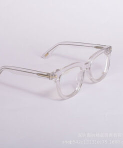 Eyeglass Holder