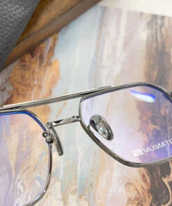 Eyeglass Holder
