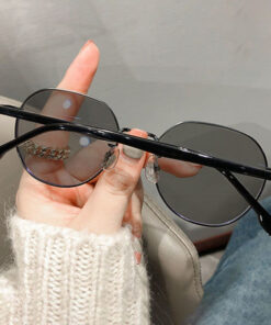 Magnetic Glasses with Interchangeable Lenses
